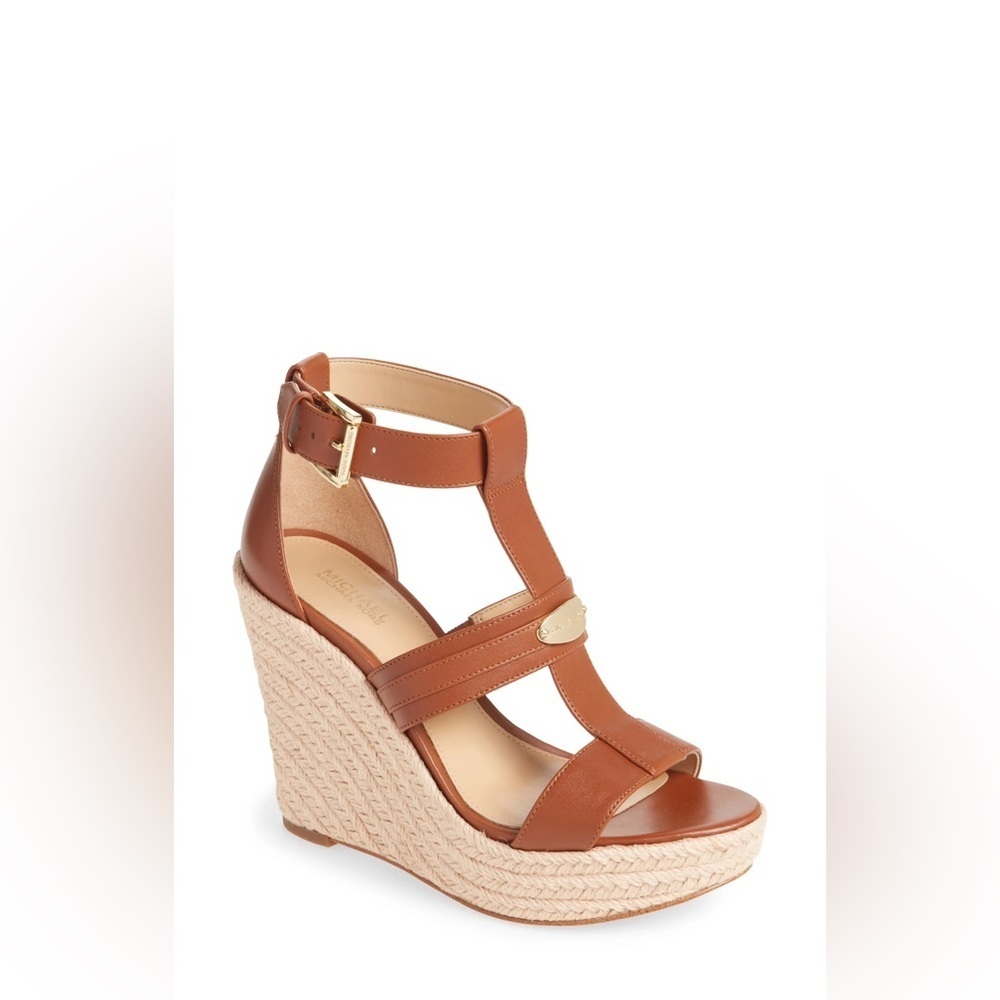 โผ๏ธRAREโผ๏ธ๐ธMICHAEL KORS๐ธFinley Wedge in LUGGAGE VACHETTA LEATHER/JUTE-Size 8